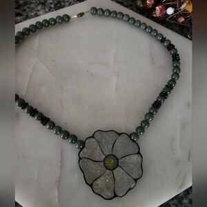 Lee Sands Vintage Mother Of Pearl Inlay Floral Beaded Pendant Necklace